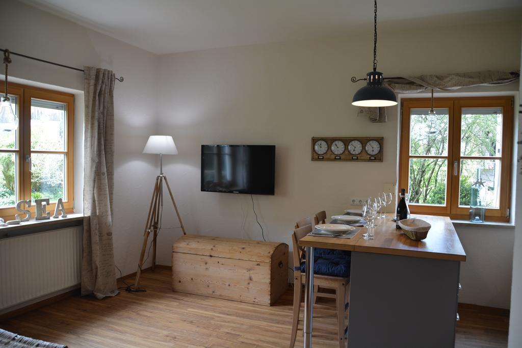 Chiemsee Beachhouse Apartment 베르나우암히엠지 외부 사진